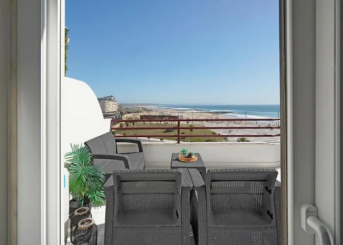 Costa By The Portuguese Butler * Costa da Caparica